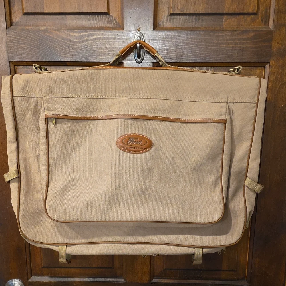 Vintage Eddie Bauer Edition Ford Canvas & Leather Garment Bag Luggage Travel Bag